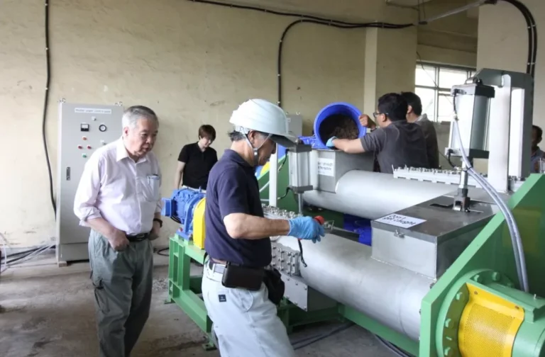 industri pulp dan kertas