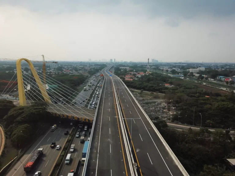 tarif-jalan-tol-jakarta-cikampek
