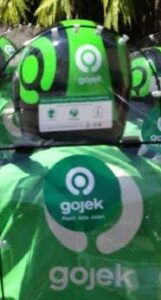 Status Hukum Ojek Online Sepatutnya Menjadi Hubungan Kerja Bukan Mitra