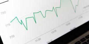 Menghadapi Deflasi, Antara Resesi dan Tantangan Ekonomi di Indonesia