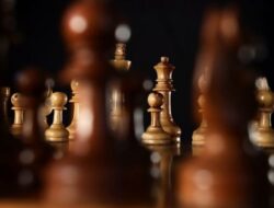 Ichsanuddin Noorsy: Munafiknya Politik Indonesia