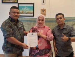 Wakil II Badan Percepatan Pengentasan Kemiskinan Iwan Sumule di Gugat oleh Arny Ternatani Sebesar Rp 5 Milyar