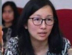 Hotman Paris Diminta Bujuk Jurist Tan Pulang Ke Indonesia