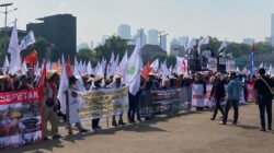 Aksi massa di Gedung DPR RI saat memperingati Hari Tani Nasional tahun 2025, pada Rabu 24 September 2025 ( foto : dok )