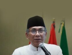 Dua Jalan Ke Isreal : Gus Dur Di Jalur Merpati, Yahya Staquf Meniti Sayap Elang