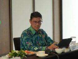 Husni Amriyanto Sidang Tertutup Ujian Disertasi, Dirjen PDN Kemendag Ucapkan Selamat 