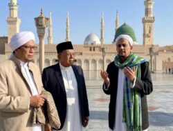 Habib Umar Alhamid Gelar Doa dan Zikir untuk Keselamatan Bangsa, Serukan Persatuan Tetap Dijaga !