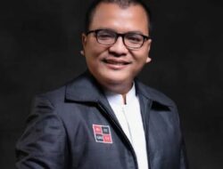 Denny Indrayana Sindir “Presiden Sialan”, Soroti Relasi Kekuasaan dan Parlemen