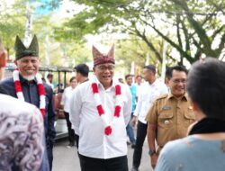 Rangkaian Tobat Ekologis, Menteri LH Jumhur Tanam Pohon di Kampus Poltek Pelayaran Sumbar