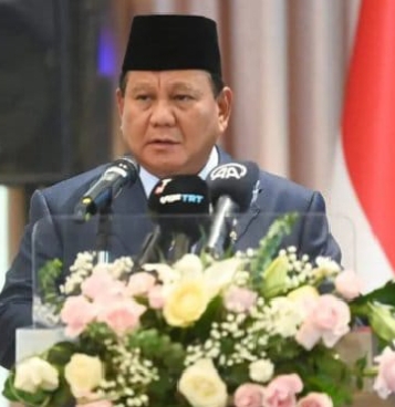 PRABOWO BENCI PAKAR