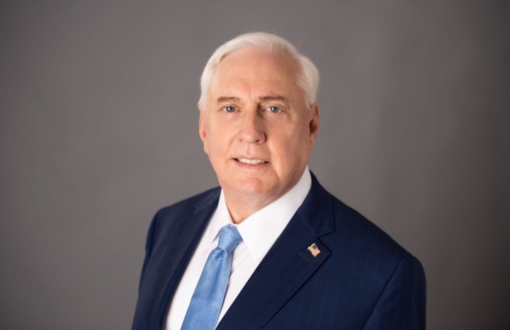 Kolonel Douglas Macgregor