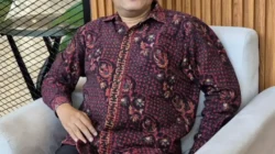 Otoritas Jasa Keuangan atau Perdagangan (juga)?